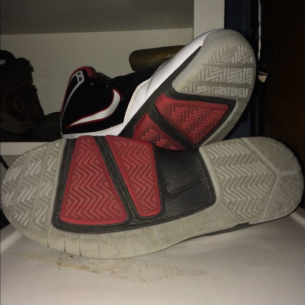 Oh nike basketball shoes 2001